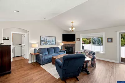 127 Miranda Av SE, Salem, OR 97306 - Photo 7