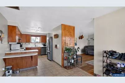 644 45th Pl SE, Salem, OR 97317 - Photo 7