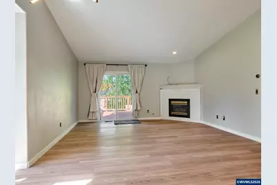 2257 Hemlock Ct NW, Salem, OR 97304 - Photo 13