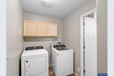 907 York St #84, Aumsville, OR 97325 - Photo 33