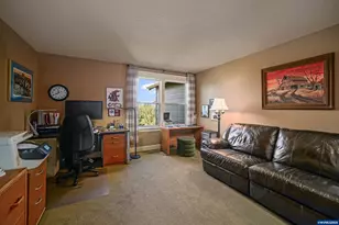 2777 Vibbert St S, Salem, OR 97302 - Photo 29