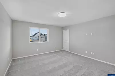 867 Kirksey St, Woodburn, OR 97071 - Photo 13
