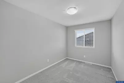 867 Kirksey St, Woodburn, OR 97071 - Photo 21