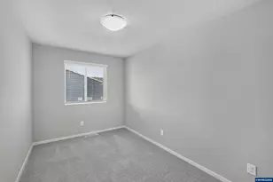843 Kirksey St, Woodburn, OR 97071 - Photo 19