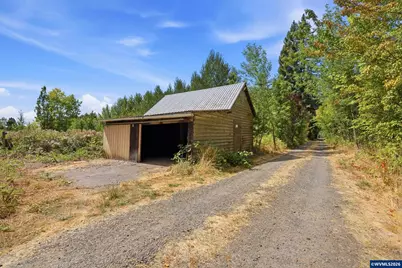 17433 Marsh Rd NE, Woodburn, OR 97071 - Photo 21