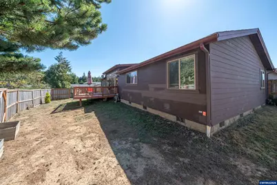 440 SW Wedge Dr, Waldport, OR 97394 - Photo 37