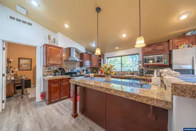 440 SW Wedge Dr, Waldport, OR 97394 - Photo 23