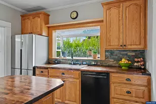 307 Adams Ave, Silverton, OR 97381 - Photo 15