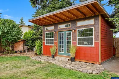 307 Adams Av, Silverton, OR 97381 - Photo 45