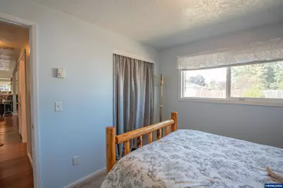 1380 W Sherman St, Lebanon, OR 97355 - Photo 19