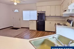 675 SE Keel Ave, Lincoln City, OR 97367 - Photo 3
