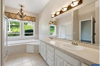 675 Hazeltine Ave SE Av SE, Salem, OR 97306 - Photo 13