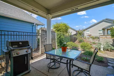 2144 SE Rhododendron Av, Dallas, OR 97338 - Photo 31