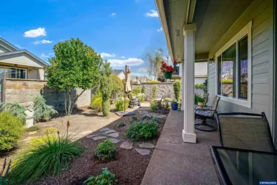 2144 SE Rhododendron Av, Dallas, OR 97338 - Photo 33