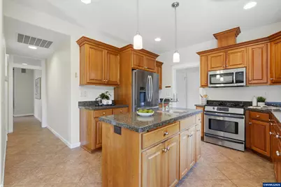2354 Bluebell Av SE, Salem, OR 97306 - Photo 21