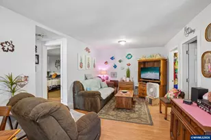 1378 6th St NW, Salem, OR 97304 - Photo 5