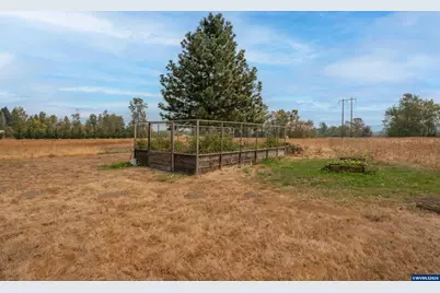 885 Hillview Dr, Lebanon, OR 97355 - Photo 29