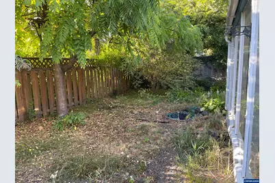 575 23rd St NE, Salem, OR 97301 - Photo 13