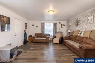 2225 SW Fairview Ave, Dallas, OR 97338 - Photo 5