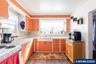 2225 SW Fairview Ave, Dallas, OR 97338 - Photo 13