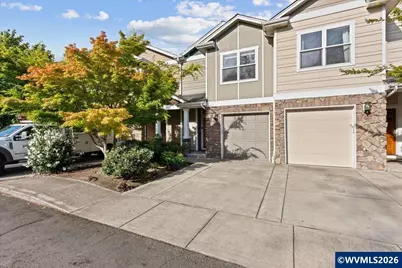 211 Silver (#2I) St, Silverton, OR 97381 - Photo 3