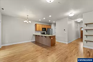 211 Silver St, Silverton, OR 97381 - Photo 9