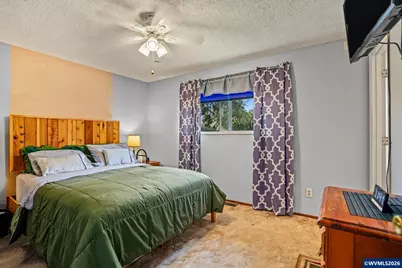 440 W College St, Mount Angel, OR 97362 - Photo 19