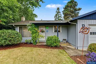 440 W College St, Mount Angel, OR 97362 - Photo 3