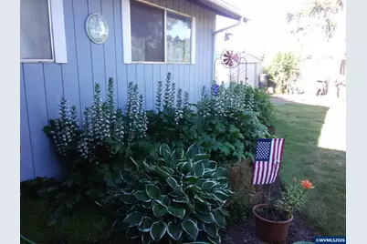 440 W College St, Mount Angel, OR 97362 - Photo 25