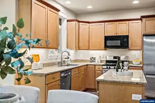 3725 SW Deon Dr, Corvallis, OR 97333 - Photo 17