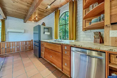1820 E 28th Av, Eugene, OR 97403 - Photo 23