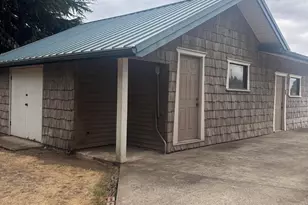 176 W Rose St, Lebanon, OR 97355 - Photo 13