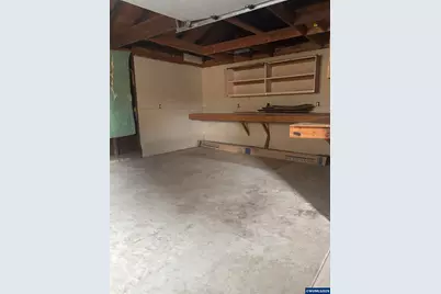 176 W Rose St, Lebanon, OR 97355 - Photo 11