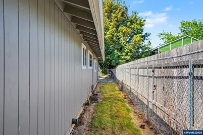 163 College (A) St NW, Monmouth, OR 97361 - Photo 31