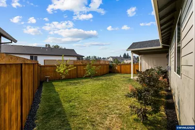 405 Depot Av, Brownsville, OR 97327 - Photo 33