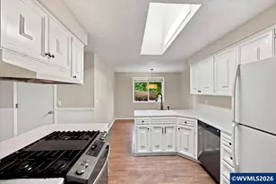 1223 SW Bridlewood Dr, Dallas, OR 97338 - Photo 13