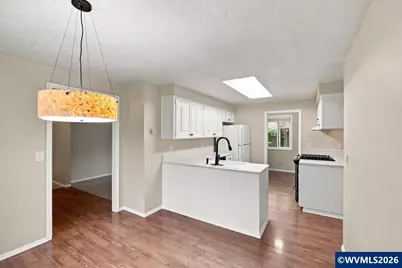 1223 SW Bridlewood Dr, Dallas, OR 97338 - Photo 11