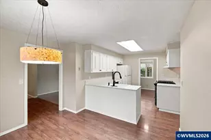 1223 SW Bridlewood Dr, Dallas, OR 97338 - Photo 11