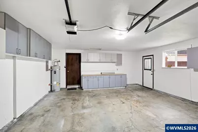 1223 SW Bridlewood Dr, Dallas, OR 97338 - Photo 33