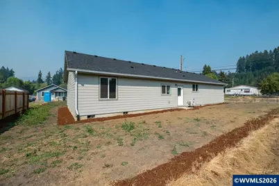 1221 49th St, Sweet Home, OR 97389 - Photo 33