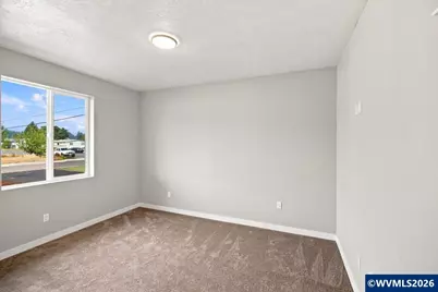 1221 49th St, Sweet Home, OR 97389 - Photo 29