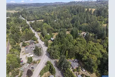 3632 River Rd S, Salem, OR 97302 - Photo 5