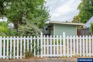 236 S 17th St, Philomath, OR 97370 - Photo 3