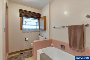 1973 Summit Ave NW, Salem, OR 97304 - Photo 35