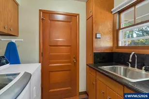1973 Summit Ave NW, Salem, OR 97304 - Photo 17