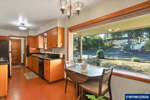 1973 Summit Ave NW, Salem, OR 97304 - Photo 11