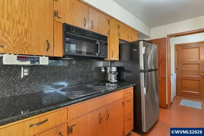 1973 Summit Av NW, Salem, OR 97304 - Photo 13