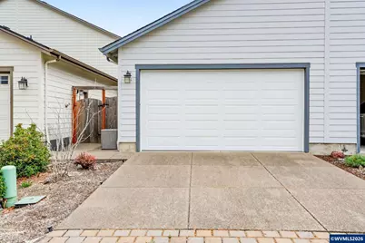 1636 SE Barberry Av, Dallas, OR 97338 - Photo 31
