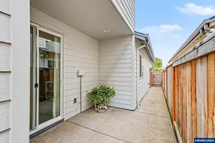 1636 SE Barberry Ave, Dallas, OR 97338 - Photo 29