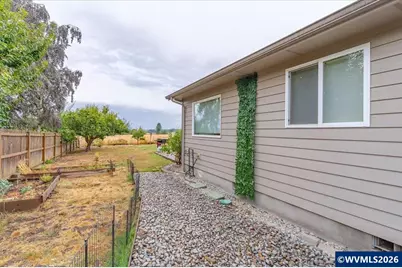 312 SE Foundation Dr, Dallas, OR 97338 - Photo 43